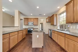 2467 Harbour Dr, Grand Prairie, TX 75054 - Photo 13