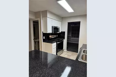 1114 Cherrytree Drive, Arlington, TX 76001 - Photo 3