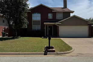 1114 Cherrytree Dr, Arlington, TX 76001 - Photo 1