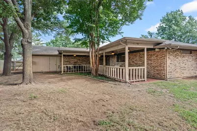 400 Meadow View Drive, Cleburne, TX 76033 - Photo 29