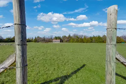 1900 County Road 33900, Powderly, TX 75473 - Photo 9