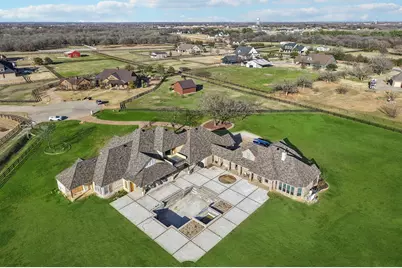 1026 Gene Perry Court, Bartonville, TX 76226 - Photo 5