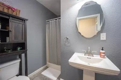 502 E Tyler Street, Ennis, TX 75119 - Photo 15