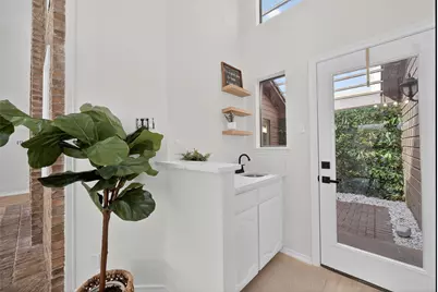 2217 Mediterranean Avenue, Arlington, TX 76011 - Photo 7