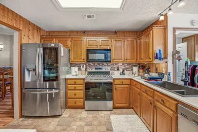 3903 Frisco Circle, Granbury, TX 76048 - Photo 11