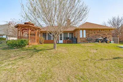 3903 Frisco Circle, Granbury, TX 76048 - Photo 29