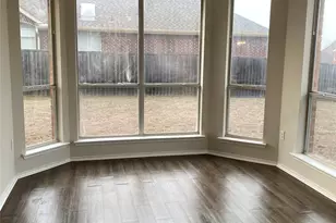 4718 Parkhaven Dr, Garland, TX 75043 - Photo 9