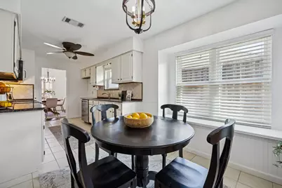 2000 Espinosa Drive, Carrollton, TX 75010 - Photo 13