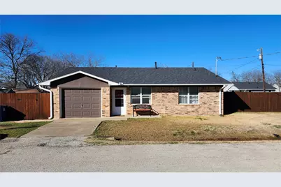 417 Wood Street, Sanger, TX 76266 - Photo 1