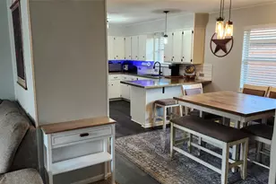 417 Wood St, Sanger, TX 76266 - Photo 11