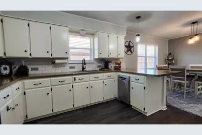 417 Wood Street, Sanger, TX 76266 - Photo 5