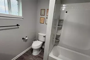 417 Wood St, Sanger, TX 76266 - Photo 17