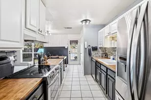 6809 Newcastle Pl, North Richland Hills, TX 76182 - Photo 15