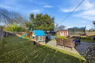 6809 Newcastle Pl, North Richland Hills, TX 76182 - Photo 33