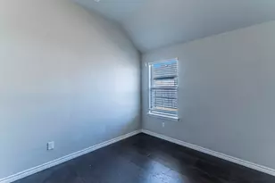 1901 Maplewood Dr, Red Oak, TX 75154 - Photo 19