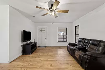 1113 Commerce Drive, Greenville, TX 75401 - Photo 5