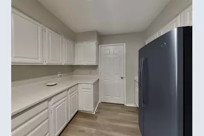 1110 Orangewood Lane, Arlington, TX 76001 - Photo 7