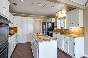 2521 Nature Bend Ln, Carrollton, TX 75006 - Photo 11