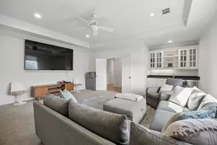 7736 Goforth Cir, Dallas, TX 75238 - Photo 35