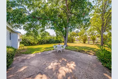 4318 Pineridge Drive, Garland, TX 75042 - Photo 25