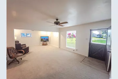 4318 Pineridge Drive, Garland, TX 75042 - Photo 11