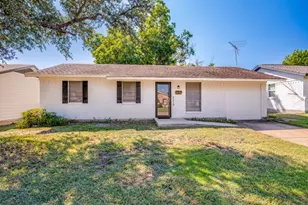 4318 Pineridge Dr, Garland, TX 75042 - Photo 31