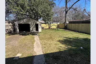 1021 N 23 1/2 Street, Corsicana, TX 75110 - Photo 11