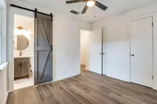 2117 Beaumont St, Grand Prairie, TX 75051 - Photo 19