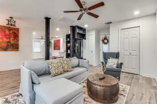 2117 Beaumont St, Grand Prairie, TX 75051 - Photo 9