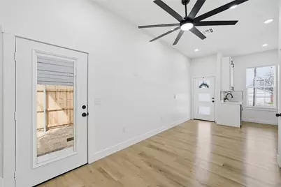 1927 S 20th Street, Waco, TX 76706 - Photo 3