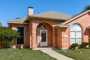 2011 Cori Pl, Sachse, TX 75048 - Photo 3