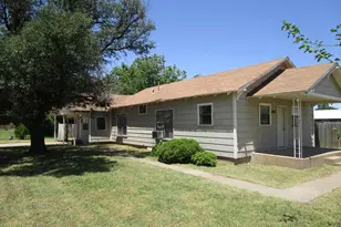 841 S 5th Ave, Munday, TX 76371 - Photo 3