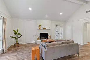 3905 St Christopher Ln, Dallas, TX 75287 - Photo 3