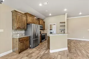 5000 Terlingua Dr, Granbury, TX 76048 - Photo 11