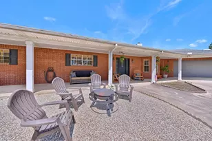 1246 Kiowa Dr W, Gainesville, TX 76240 - Photo 9