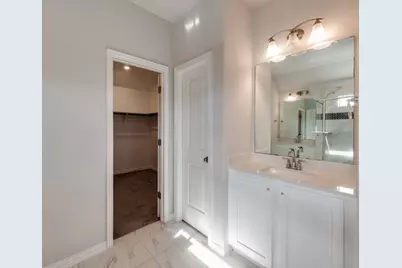 2152 Bailey Street, Carrollton, TX 75010 - Photo 19