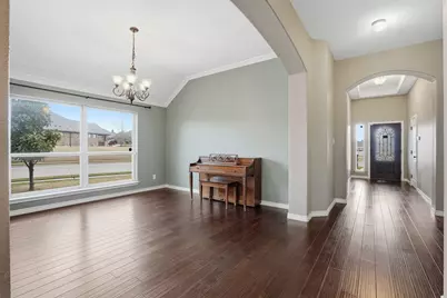 1029 Destrehan Court, Burleson, TX 76028 - Photo 7