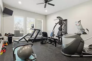 3109 Crest Lake Ct, Arlington, TX 76016 - Photo 37