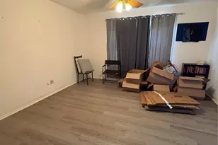 305 N Neches St, Whitney, TX 76692 - Photo 9