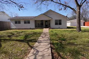 305 N Neches St, Whitney, TX 76692 - Photo 1