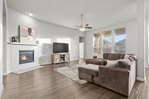 1613 Yellowstone Dr, Forney, TX 75126 - Photo 3