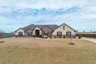 161 Highgate Dr, Venus, TX 76084 - Photo 5