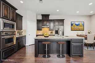 821 La Cima, Irving, TX 75039 - Photo 11