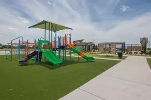 16413 Milwaukee St, Justin, TX 76247 - Photo 31