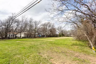 5925 Posey Lane, Haltom City, TX 76117 - Photo 5