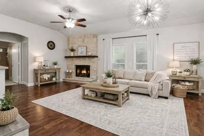 537 Shady Oaks Trail, Burleson, TX 76028 - Photo 7