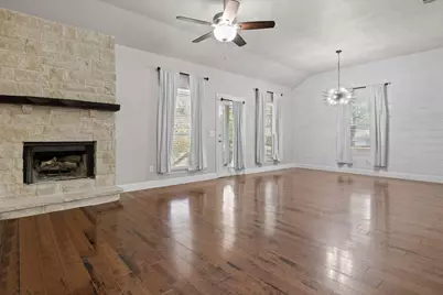 537 Shady Oaks Trail, Burleson, TX 76028 - Photo 7