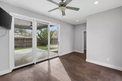 6170 Woodcrest Lane, Dallas, TX 75214 - Photo 13