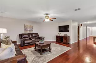 1989 Lariat Dr, Justin, TX 76247 - Photo 7