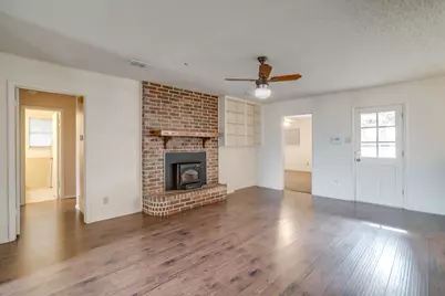 1116 Heather Court, Benbrook, TX 76126 - Photo 5